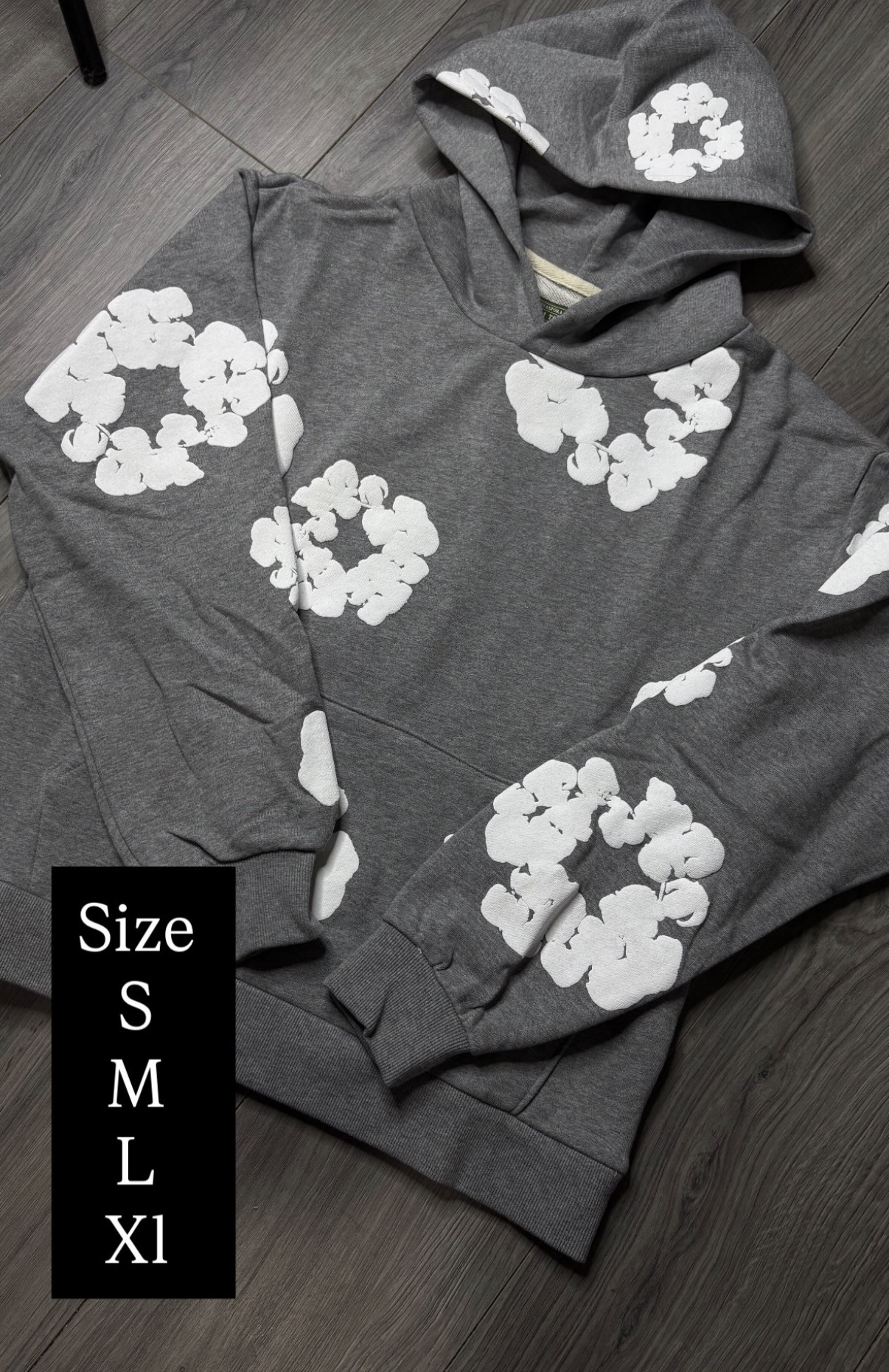 Cotton Wreath Hoodie — Grey